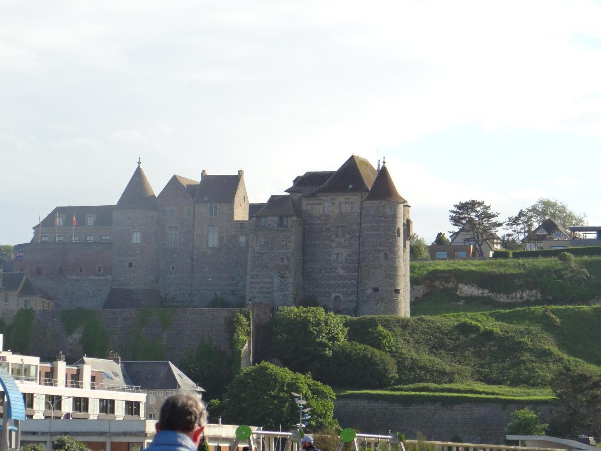 Appartement Lumineux Au Centre De Dieppe, Calme Et Confortable מראה חיצוני תמונה